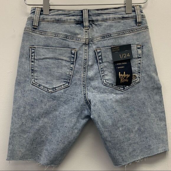 Indigo Rein Recycled Juniors Acid Wash Distressed Denim Bermuda Shorts, Sz 1/24 - Picture 2 of 14